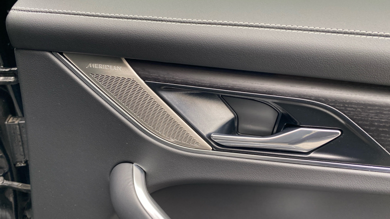 Jaguar F-Pace 2.0 P400e R-Dynamic HSE Black 5dr Auto AWD Estate